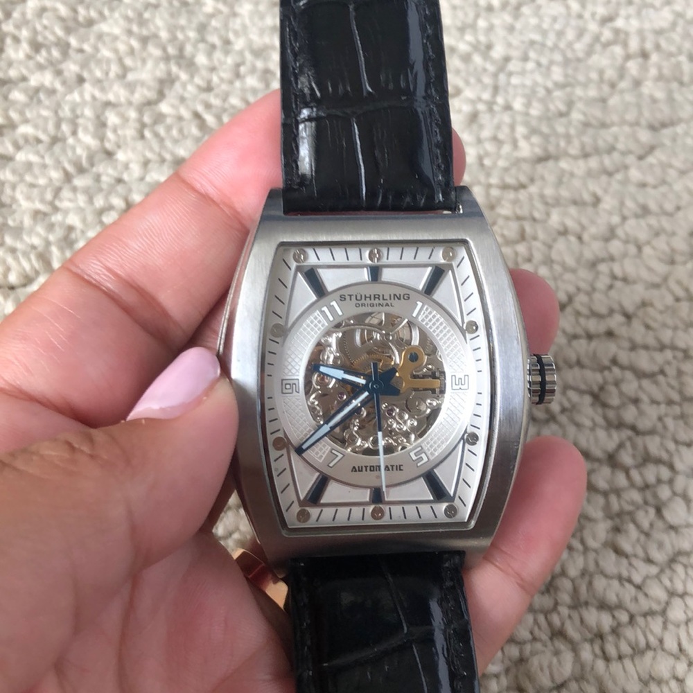 Stuhrling men’s watch. Black leather